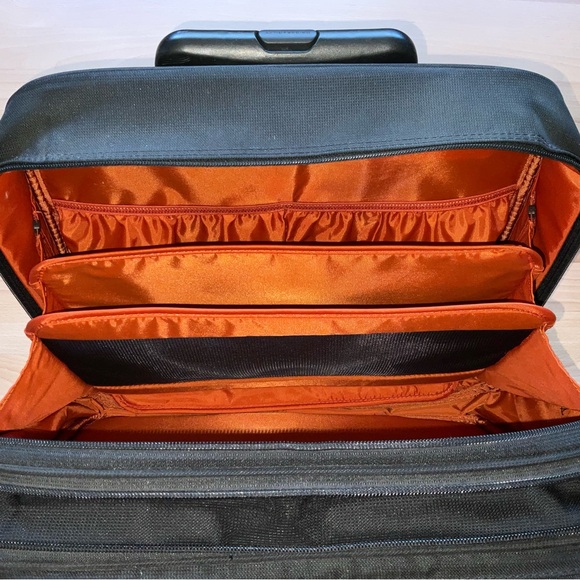 Briggs & Riley Black Laptop Bag - Picture 3 of 10